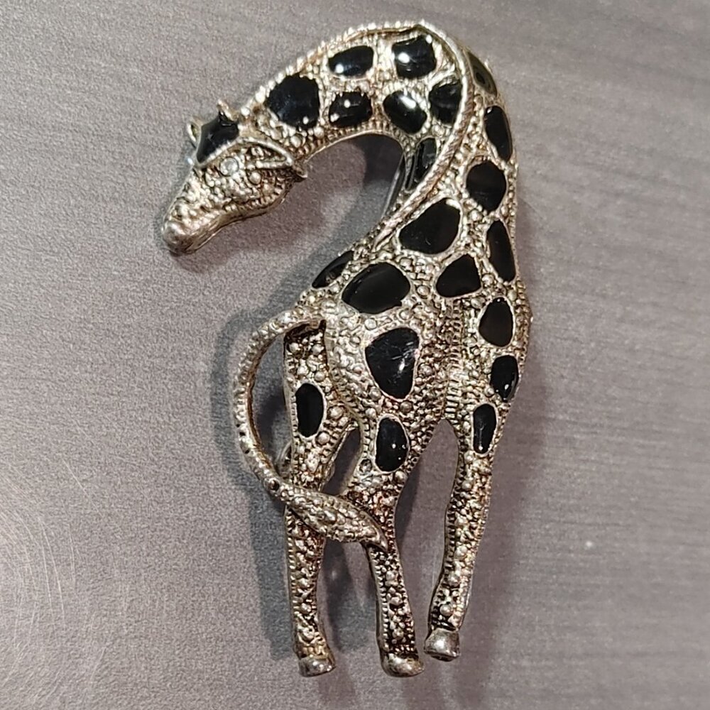 Giraffe Enamel Crystal Lapel Pin Brooch